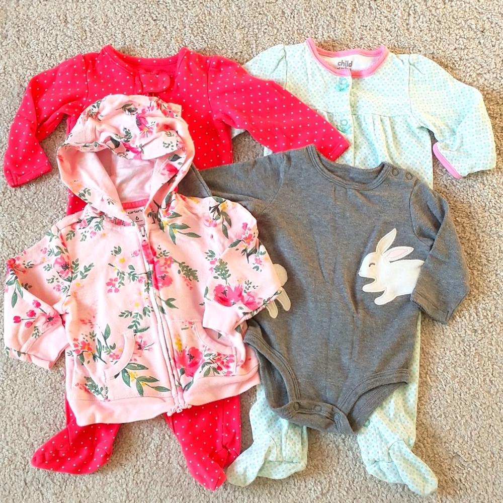 Carter's Baby Girl 4 Piece Bundle 6 Months